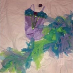 Girls mermaid costume.